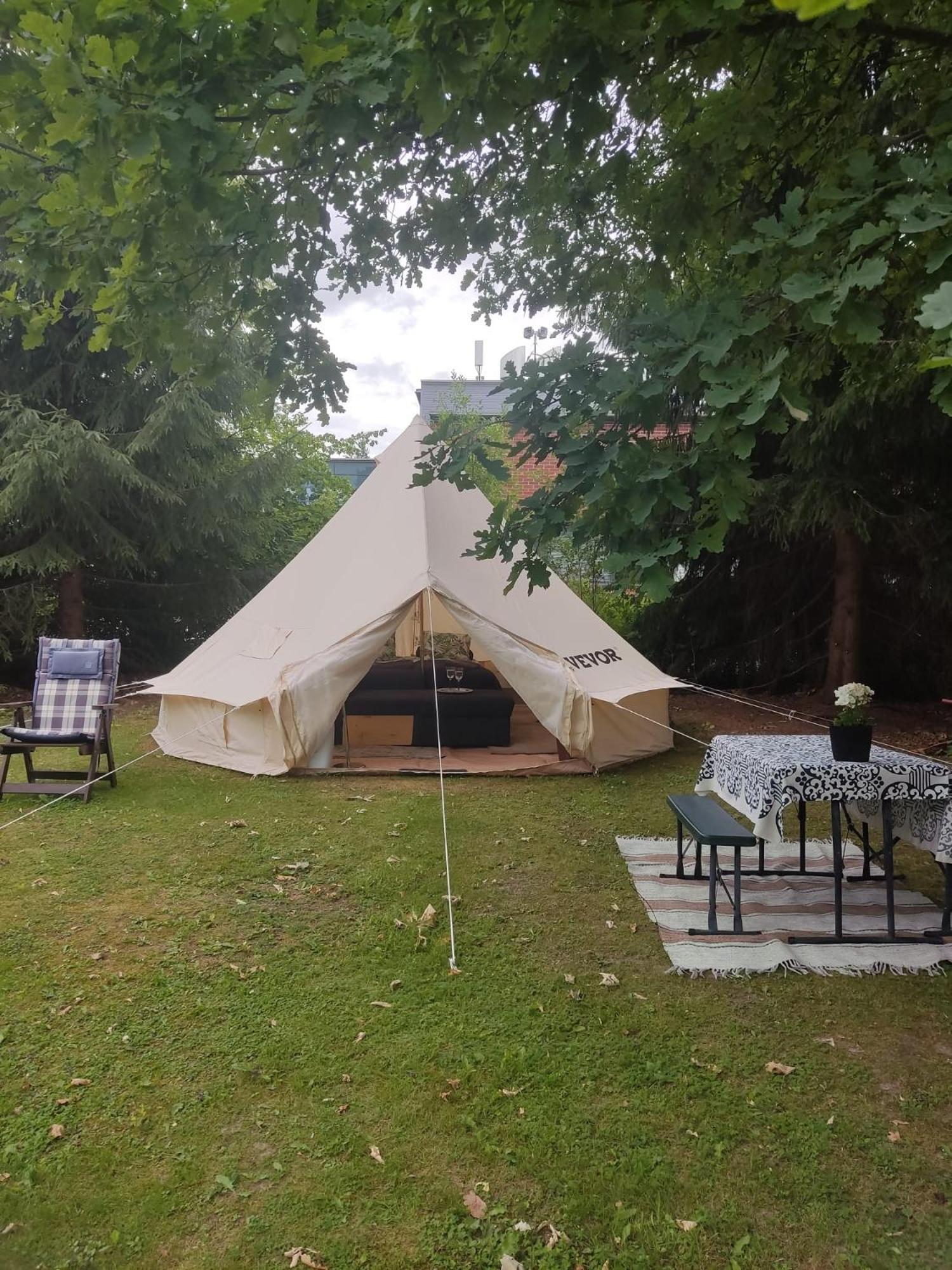 Apartamento Koskentien Kotimajoitus & Luxury Glamping Jämsä Exterior foto